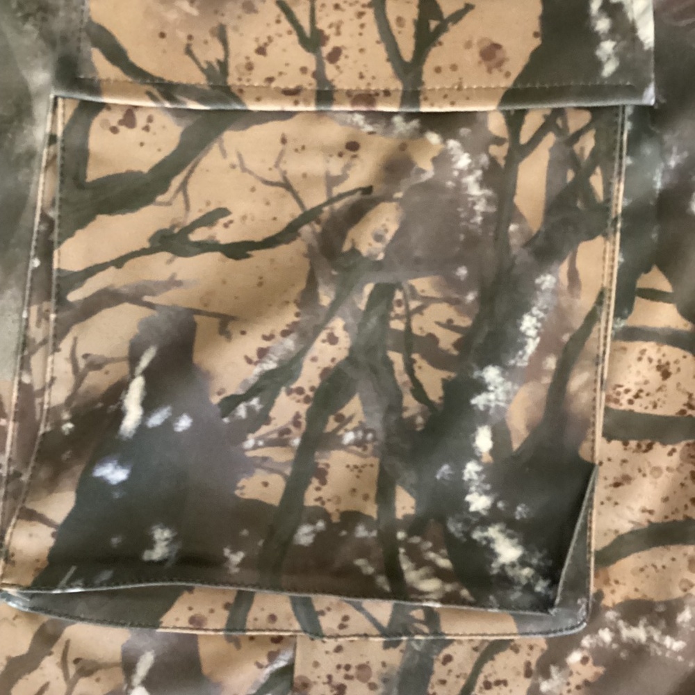 CAMOUFLAGE TREE CARGO PANTS (Color: Tree Edges) - Picture 8 of 10